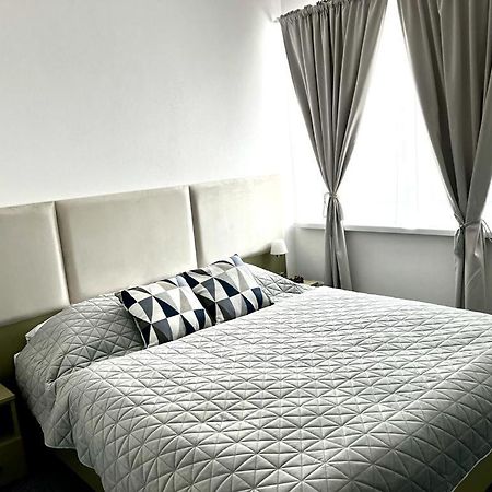 Urban Green Apartment Liptovský Mikuláš Esterno foto